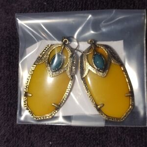 Kendra Scott rare ear rings